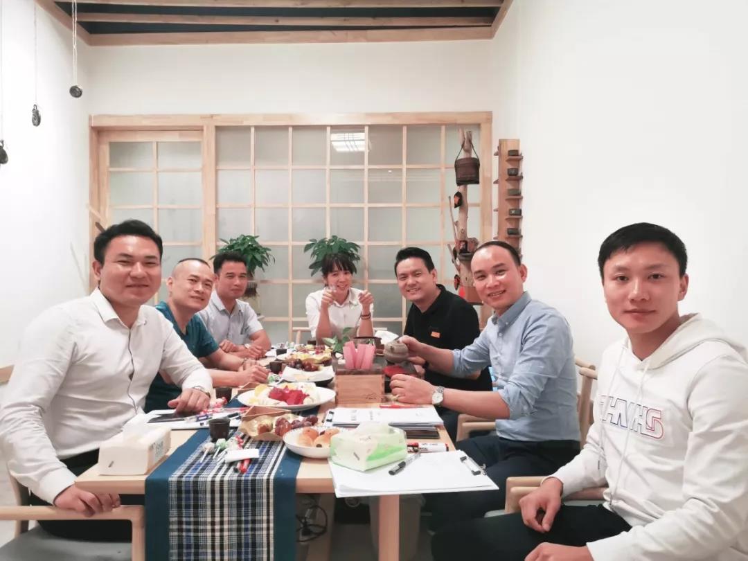 工程、材料中心管理層“裸心會”丨茶短情長，一場來自心靈的對話！